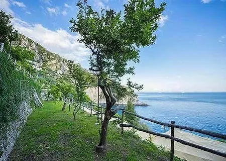 Cannaverde - Amalfi Coast Camp Maiori